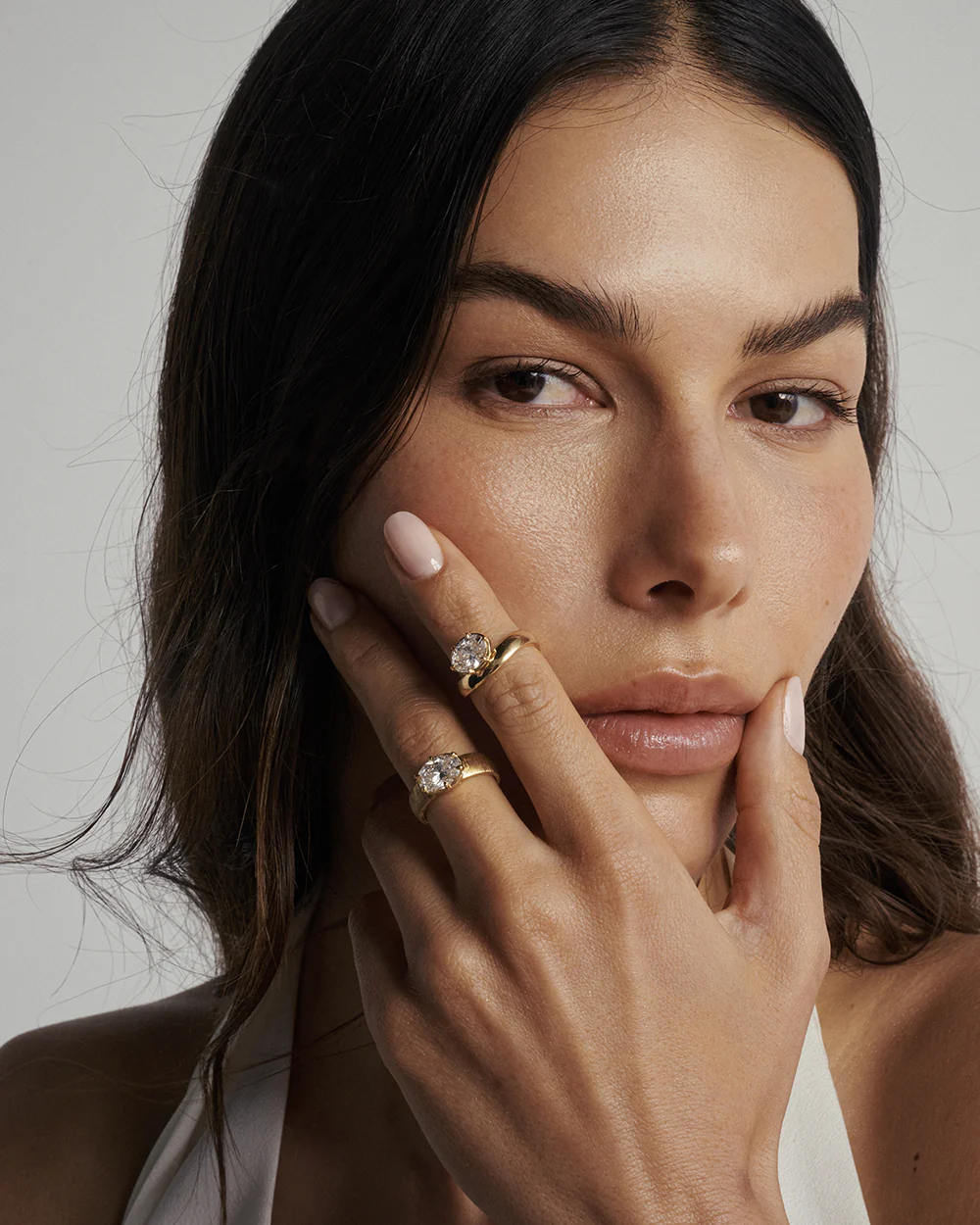 Alba 2.02ct East West Oval Diamond Ring - Image 5