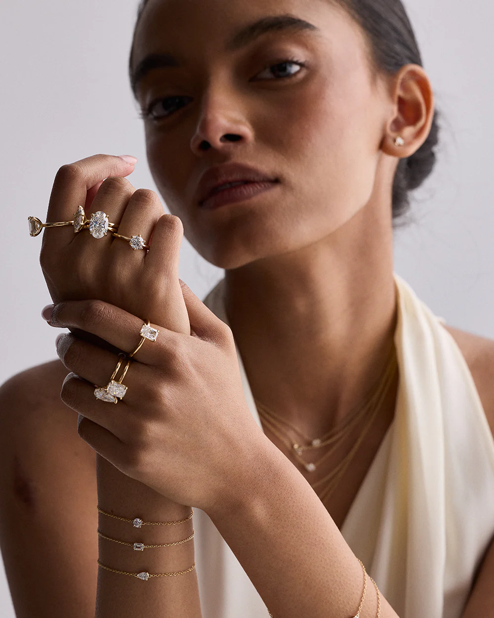 Jessica 1ct Brilliant Round Solitaire Diamond Engagement Ring - Image 4