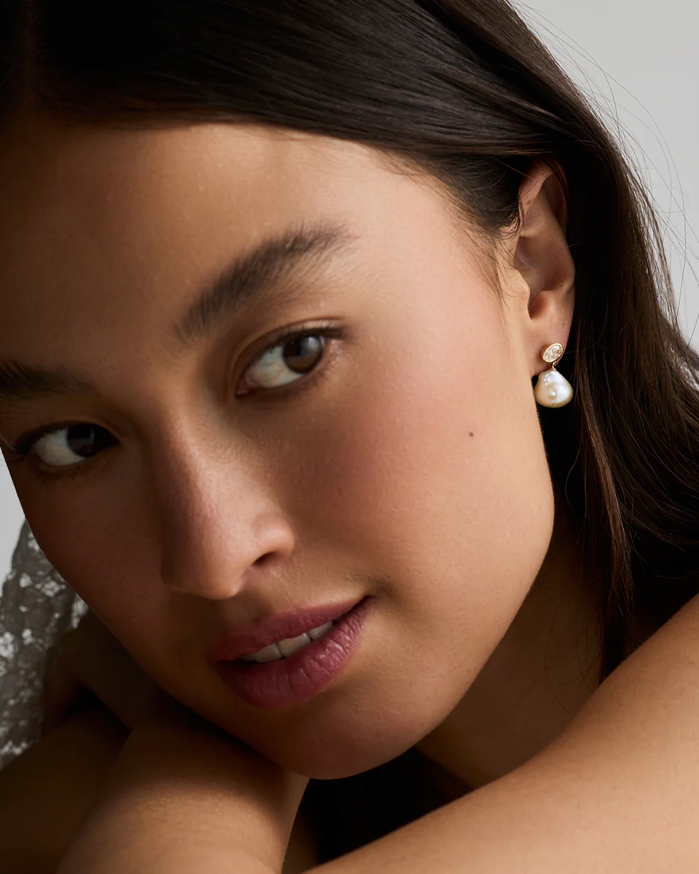 Violet Baroque Pearl Earrings - Image 8